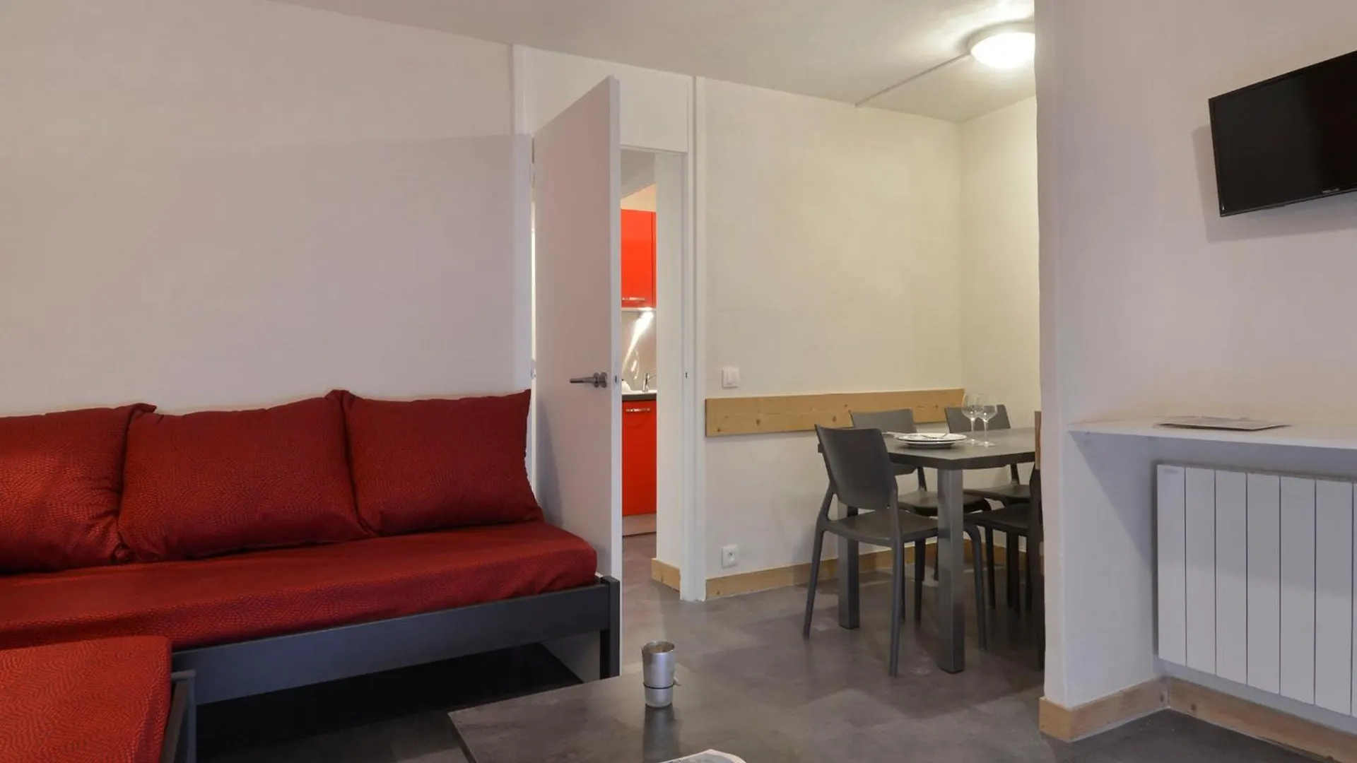 Spacieux Appartement Renove, Coeur De Station A La Plagne, Balcon, Animaux Admis - Fr-1-181-1948 France