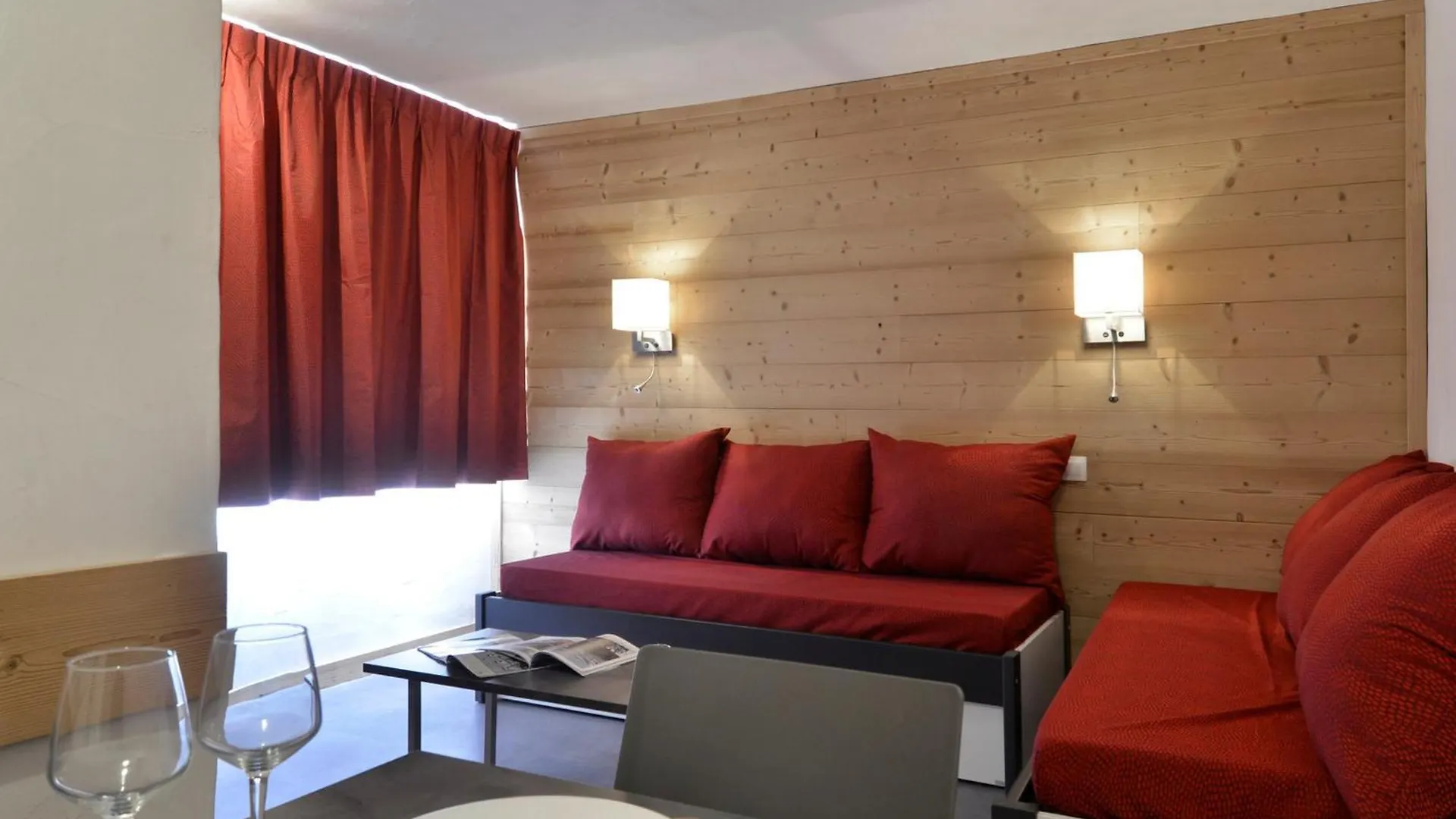 Spacieux Appartement Renove, Coeur De Station A La Plagne, Balcon, Animaux Admis - Fr-1-181-1948